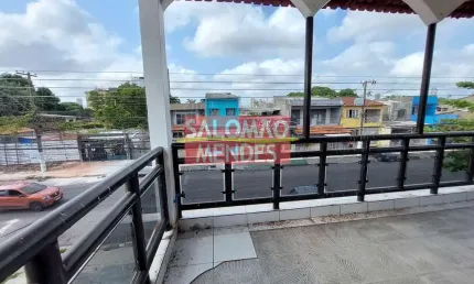 Sensacional casa de 2 pisos, sacada gourmet, 4 quartos. Excelente localização