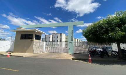 Apartamento com 2 quartos para alugar na Rua Doutor Walter Oliveira Sousa, Gurupi, Teresina