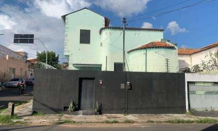 Casa com 3 quartos à venda na Rua Rui Barbosa, Centro, Teresina