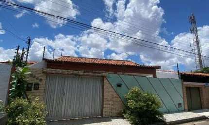 Casa com 3 quartos à venda na Rua Moisés Said, Acarape, Teresina