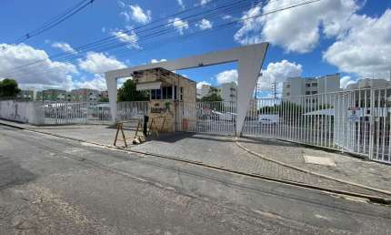 Apartamento com 3 quartos para alugar na Rua Adão Medeiros Soares, Parque Ideal, Teresina