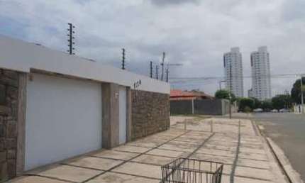 Casa comercial para alugar na Avenida Pedro Almeida, São Cristóvão, Teresina