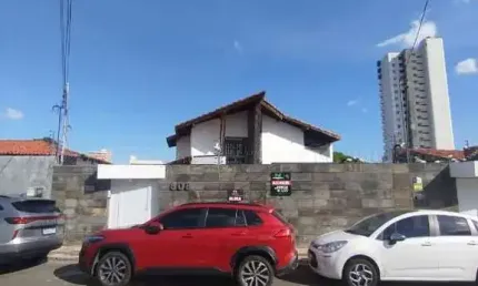 Casa com 3 quartos para alugar na Rua Antonio de Castro Franco, Fátima, Teresina