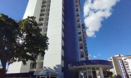 Apartamento com 3 quartos para alugar na Rua Acre, Frei Serafim, Teresina