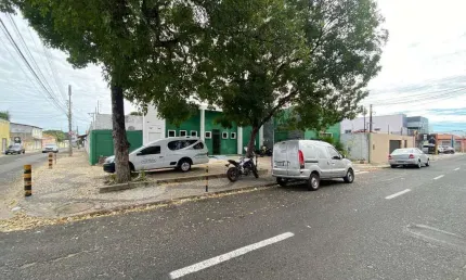 Casa comercial para alugar na Rua Santa Luzia, Centro, Teresina, 100 m2 por R$ 3.200