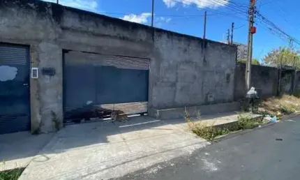 Casa com 3 quartos para alugar na Rua Luísa Amélia Brandão, São Cristóvão, Teresina