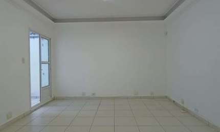 Sala Comercial/Nova para Locação em São Paulo, Cambuci