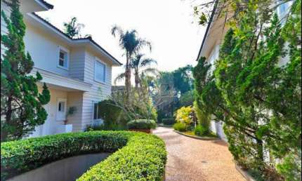 Casa de Condominio Alto Padrao a Venda no Jardim Petrópolis em São Paulo - SP