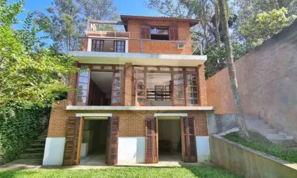 Sobrado a Venda no Riviera Paulista em São Paulo - SP OPORTUNIDADE !!