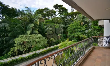 Apartamento para locar em Condomínio Alto Padrao no Alto da Boa Vista em São Paulo - SP