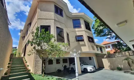 Casa com 4 quartos para alugar em Interlagos, São Paulo 