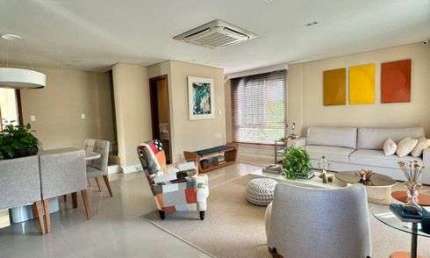 Finamente Decorado Jardim Mediterrâneo Triplex 3 quartos suíte