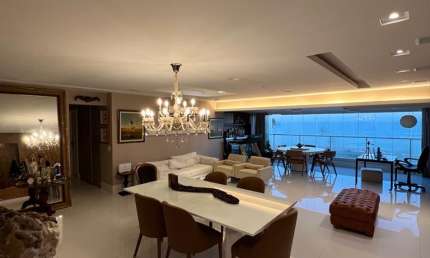 Apartamento na Orla de jaguaribe finamente decorado porteira fechada