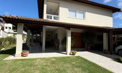 Casa finamente decorada em Piatã 5 Qt sendo 4 suítes com closet