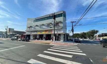 Casa com 4 quartos à venda na Avenida Hugo Maia, Rádio Clube, Santos
