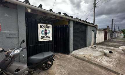 Casa à venda, 3 quartos, 1 vaga, Rádio Clube - Santos/SP