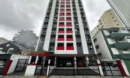 Apartamento no 4 andar, rua coronel pinto novaes em itararé.