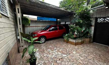 Casa à venda, 3 quartos, 2 vagas, Marapé - Santos/SP