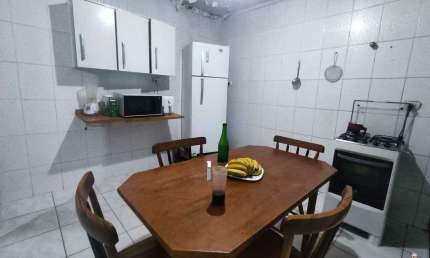 Casa à venda na Rua Tenente Américo Moretti, Santa Maria, Santos