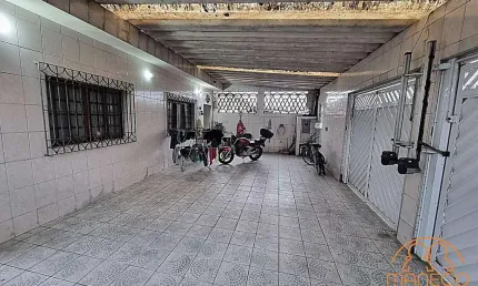 Casa à venda, 3 quartos, 2 vagas, Bom Retiro - Santos/SP