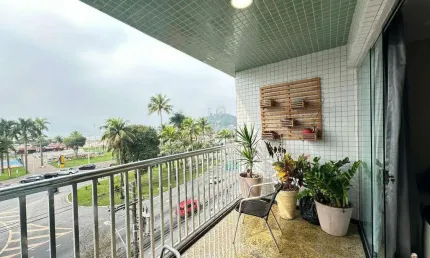 Apartamento à venda no Itararé de frente para a praia.