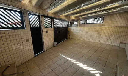 Casa com 3 quartos à venda na Rua Cidade de Guarujá, Vila Cascatinha, São Vicente