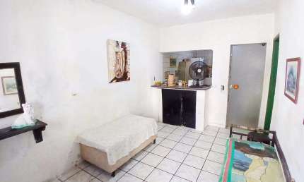 Casa à venda, 4 quartos, 1 vaga, Rádio Clube - Santos/SP