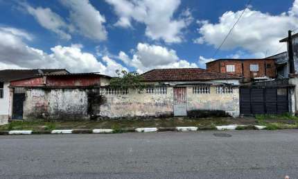 Terreno à venda na Rua Dona Olga Deon Coury Athie, Areia Branca, Santos