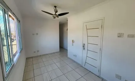 Apartamento à venda, 2 quartos, 1 suíte, 1 vaga, Vila Voturua - São Vicente/SP