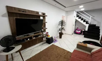 Casa à venda, 3 quartos, 1 suíte, 1 vaga, Vila São Jorge - São Vicente/SP
