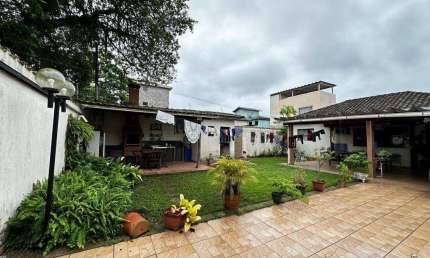 Casa à venda, 2 quartos, 4 vagas, Santa Maria - Santos/SP