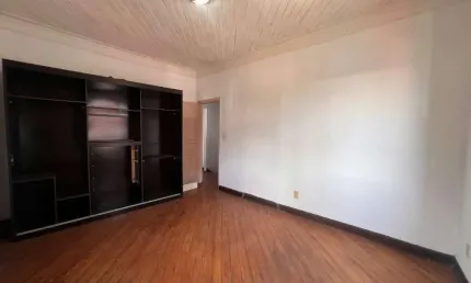 Casa à venda, 2 quartos, 3 vagas, Centro - São Vicente/SP