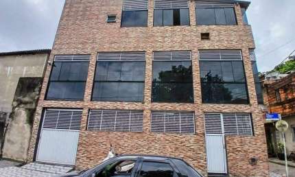 Casa à venda, 4 quartos, 2 suítes, 1 vaga, Bom Retiro - Santos/SP