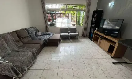 Casa à venda, 3 quartos, 1 suíte, 3 vagas, Vila Cascatinha - São Vicente/SP