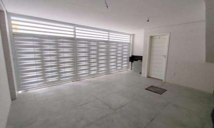 Sobrado à venda, 2 quartos, 2 suítes, 2 vagas, Campo Grande - Santos/SP