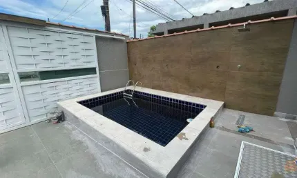 Sobrado à venda, 2 quartos, 2 suítes, 3 vagas, Santa Maria - Santos/SP