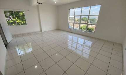 Sala comercial para alugar na Avenida Nossa Senhora de Fátima, Vila São Jorge, Santos
