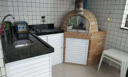 Casa à venda, 3 quartos, 2 suítes, 1 vaga, Centro - São Vicente/SP