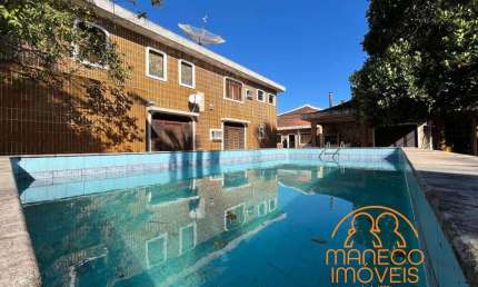 Casa à venda, 4 quartos, 3 suítes, 4 vagas, Vila Valença - São Vicente/SP