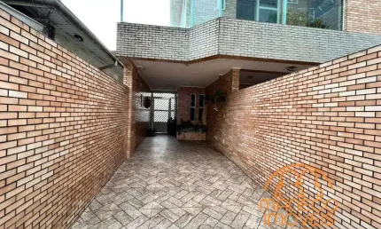 Casa à venda, 3 quartos, 1 suíte, 2 vagas, Vila Valença - São Vicente/SP