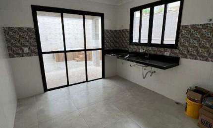 Sobrado à venda, 3 quartos, 2 suítes, 2 vagas, BOQUEIRÃO - Santos/SP