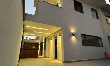 Casa à venda, 3 quartos, 1 suíte, 2 vagas, PONTA DA PRAIA - Santos/SP