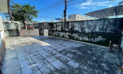 Casa à venda, 2 quartos, 5 vagas, Saboó - Santos/SP