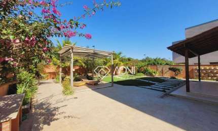 Casa com 4 dormitórios à venda, 316 m² por R$ 2.650.000,00 - Interlagos - Vila Velha/ES