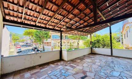 Casa com 4 dormitórios à venda, 538 m² por R$ 995.000,00 - Maruípe - Vitória/ES