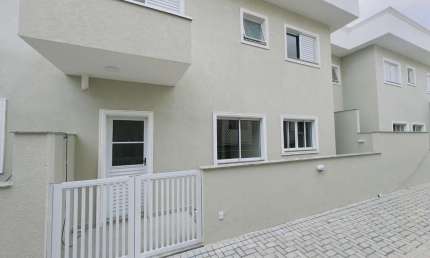 Sobrado com 2 dormitórios para alugar, 108 m² por R$ 3.900,00/mês - Pinheirinho - Vinhedo/SP