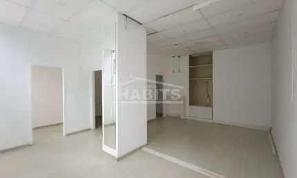 Sala comercial para alugar na Rua João Negrão, 731, Centro, Curitiba, 46 m2 por R$ 1.200