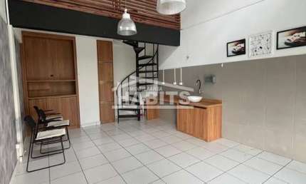Sala comercial para alugar na Rua João Negrão, 731, Centro, Curitiba, 35 m2 por R$ 1.000