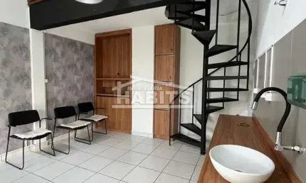 Sala comercial para alugar na Rua João Negrão, 731, Centro, Curitiba, 35 m2 por R$ 1.000