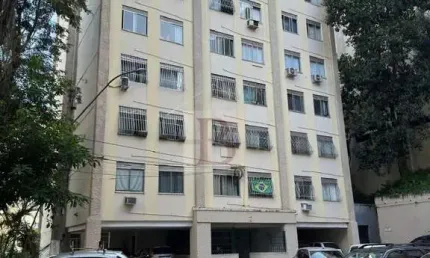 Apartamento à venda em Santa Rosa, Niterói-RJ: 2 quartos, 1 sala, 1 banheiro, 70m² de área! Aproveite essa oportunidade!